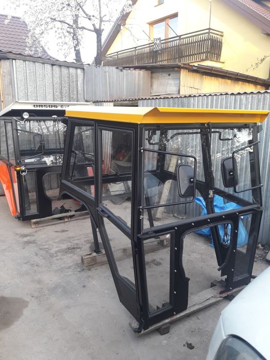 Kabina kabiny Ursus C-330 C-360 Mf Bizon T-25 sadownicze