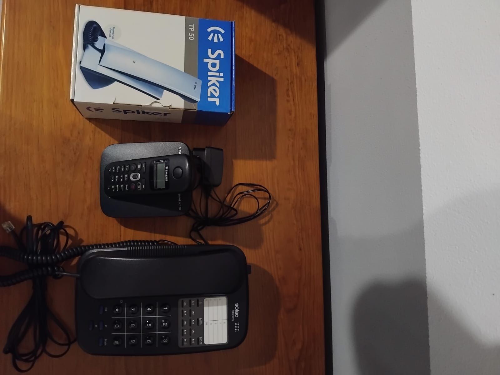 Conjunto de 3 telefones