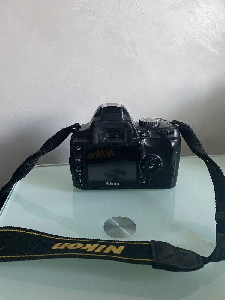 Продам nikon d60