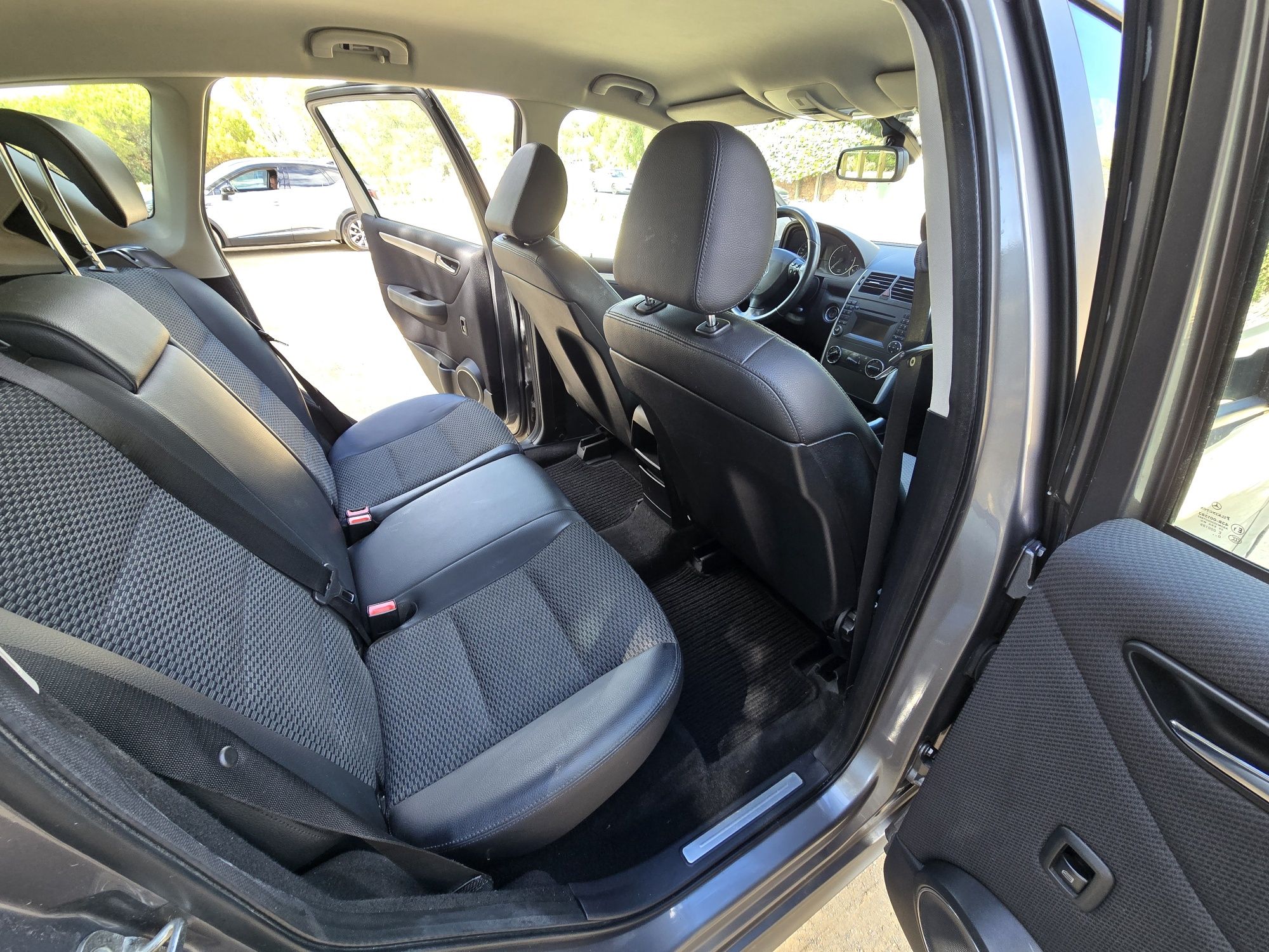 Mercedes-Benz A180 CDi 2010/12 Com Livro de Revisões Apenas 200mil kms
