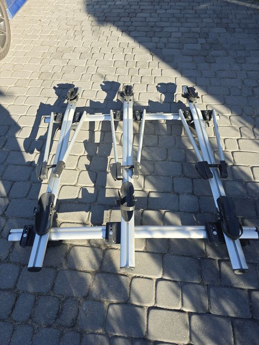 Bagażnik na 3 rowery na dach.