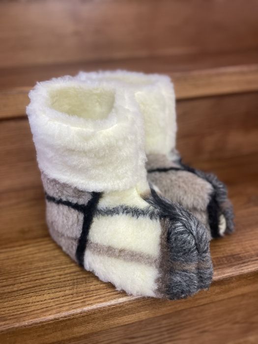 Чуні з ОВЧИНИ на резиновій підошві