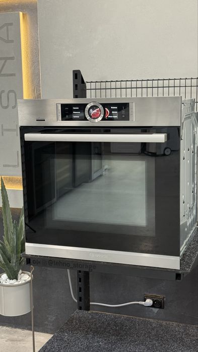 Вбудована духовка 3в1 з пароваркою та мікрохвильовкою Bosch HNG6764s6