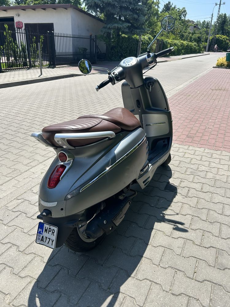 Peugeot django 50ccc.