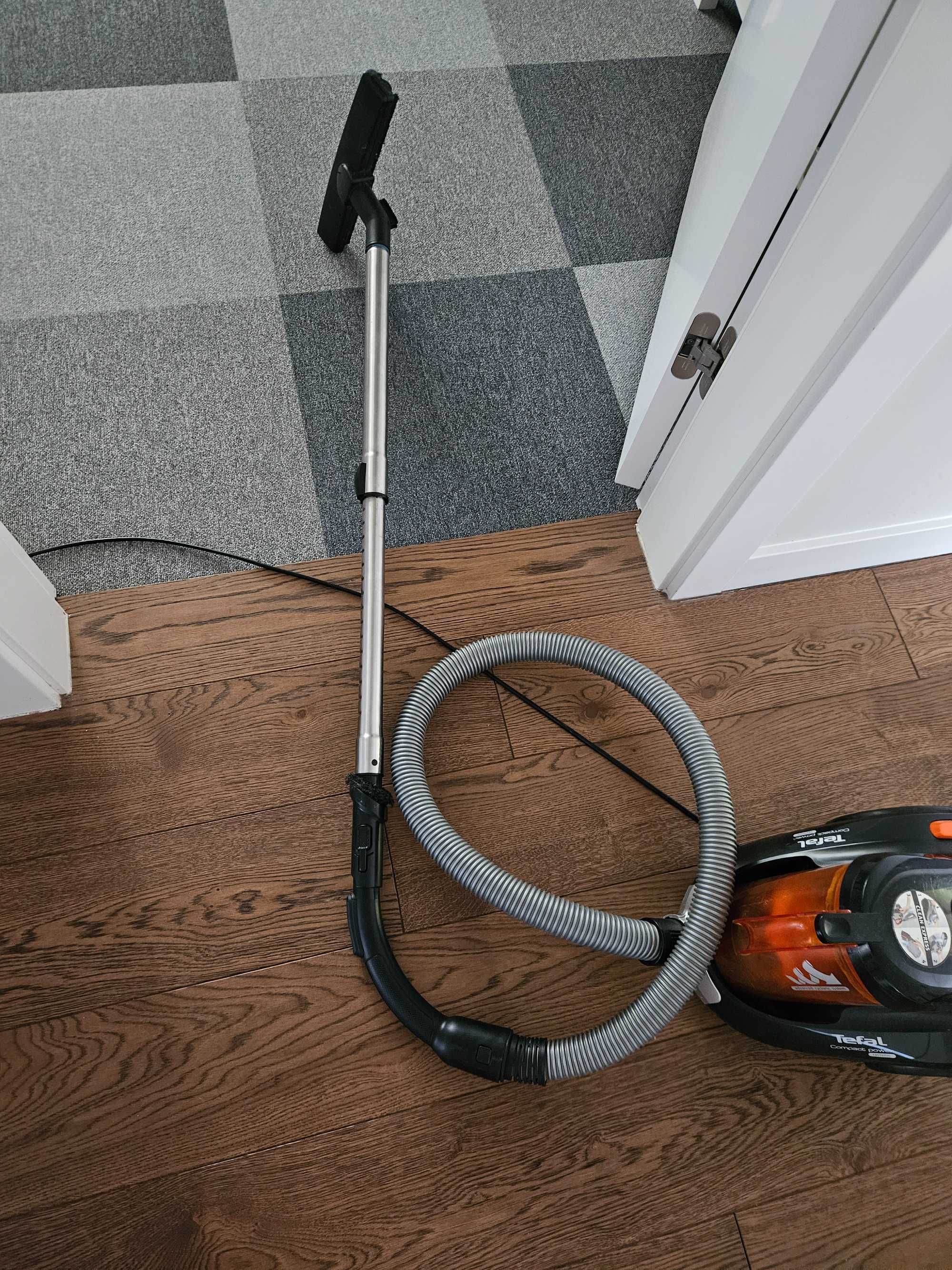 Odkurzacz TEFAL comact power cyclonic 750W