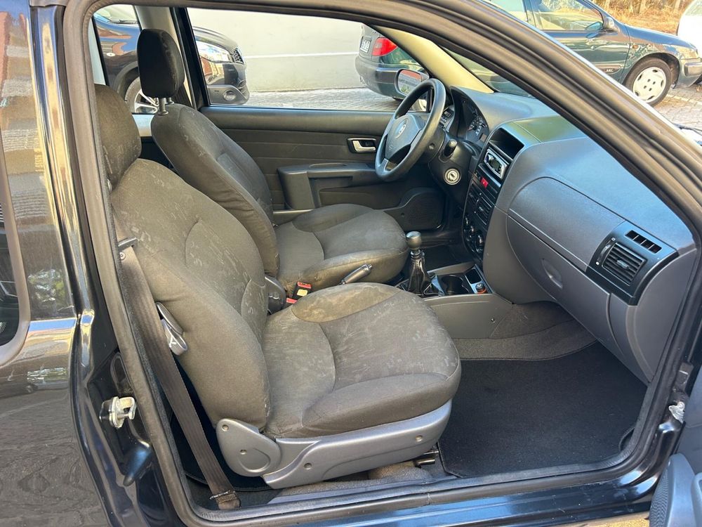 Vendo Fiat Strada como nova de garagem