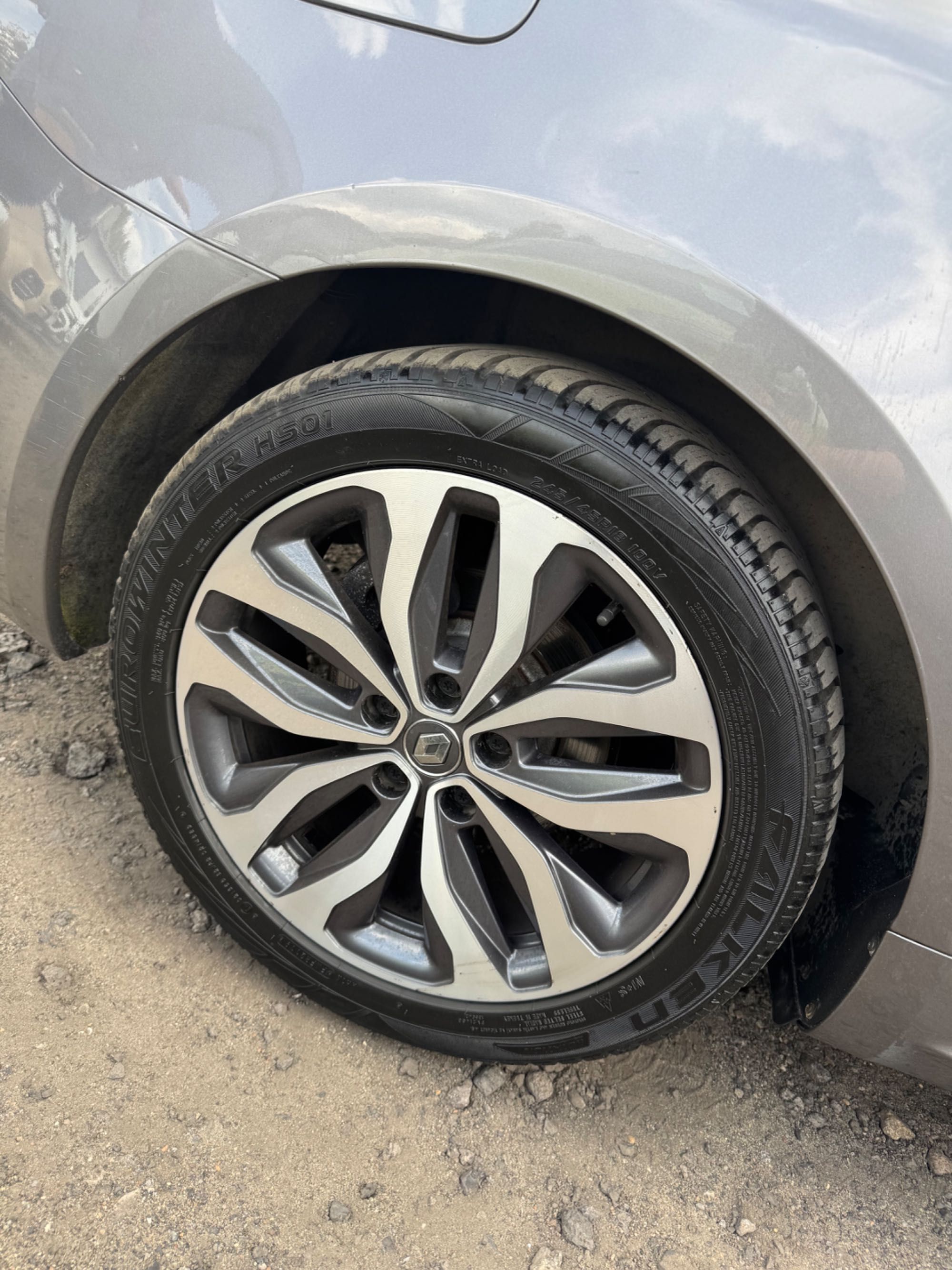 Opony Falken Eurowinter HS01 245/45/R18