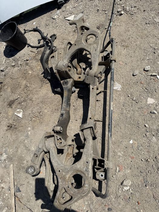 Opel insignia A tylne zawieszenie 4x4 wózek kołyska