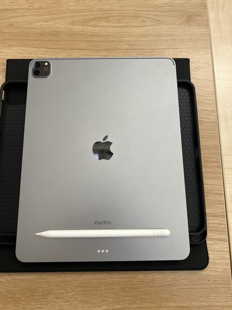 iPad Pro 12,9 6a gen M2 + capa + lapiz Retomas