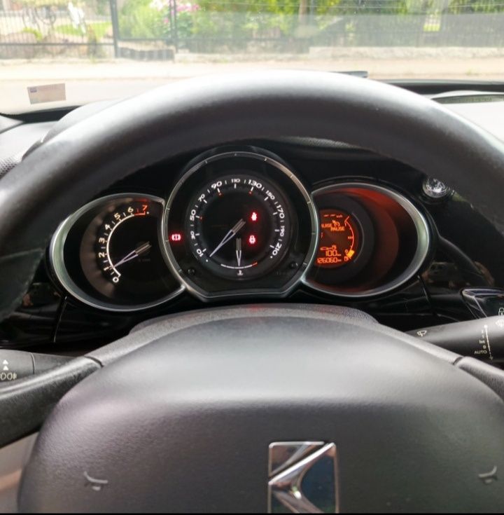 Citroen DS3 C3 1.6 2012 niski przebieg!