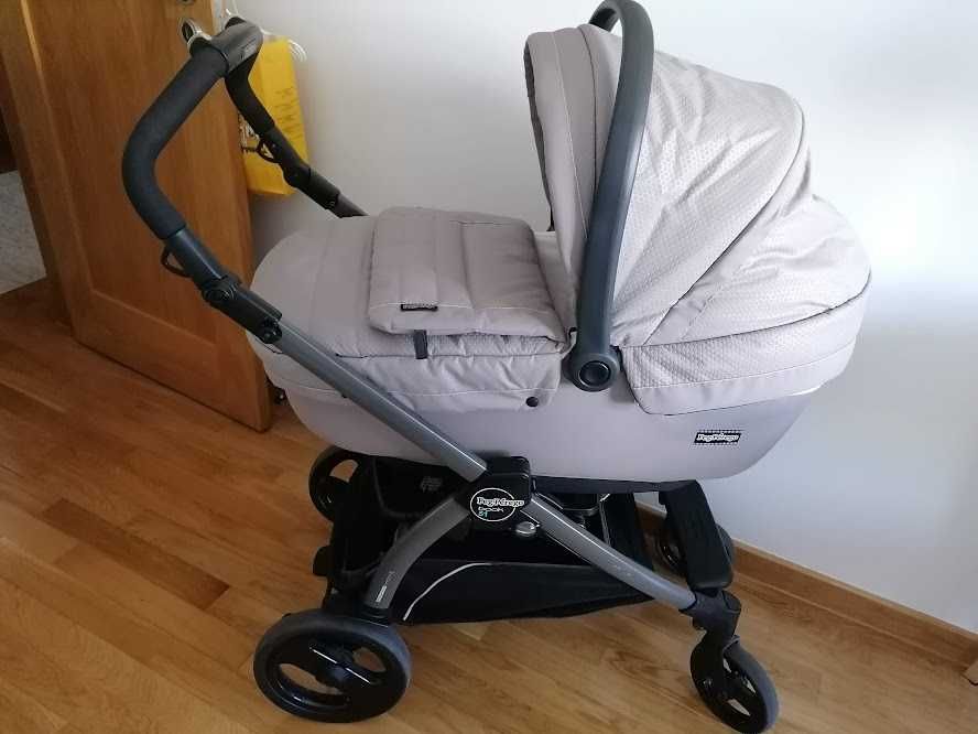Trio Passeio, Ovo e alcofa da Peg Perego com isofix