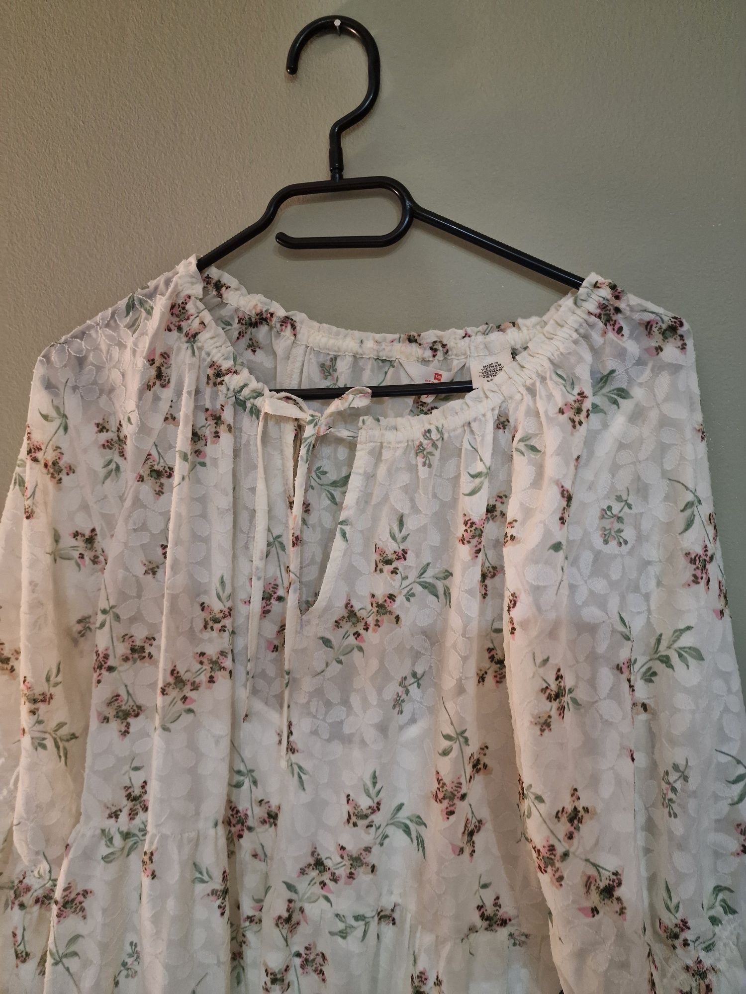 Sukienka koszulowa midi Levis w kwiaty, kremowa