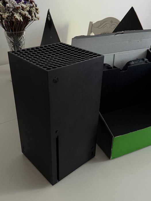 Microsoft Xbox Series X (1TB)