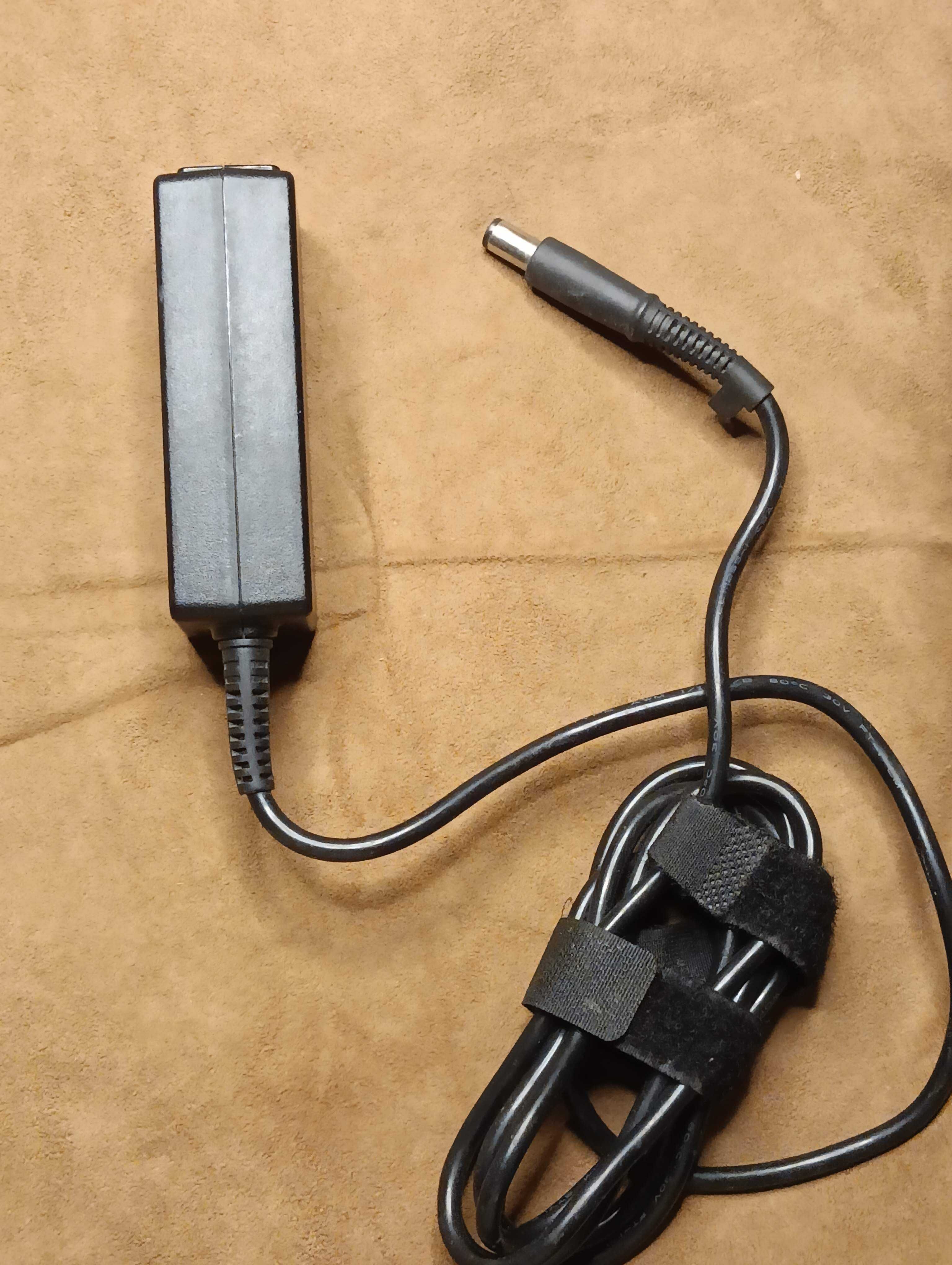 Блок живлення питания 19.5V 2.05A (7.4×5.0mm)