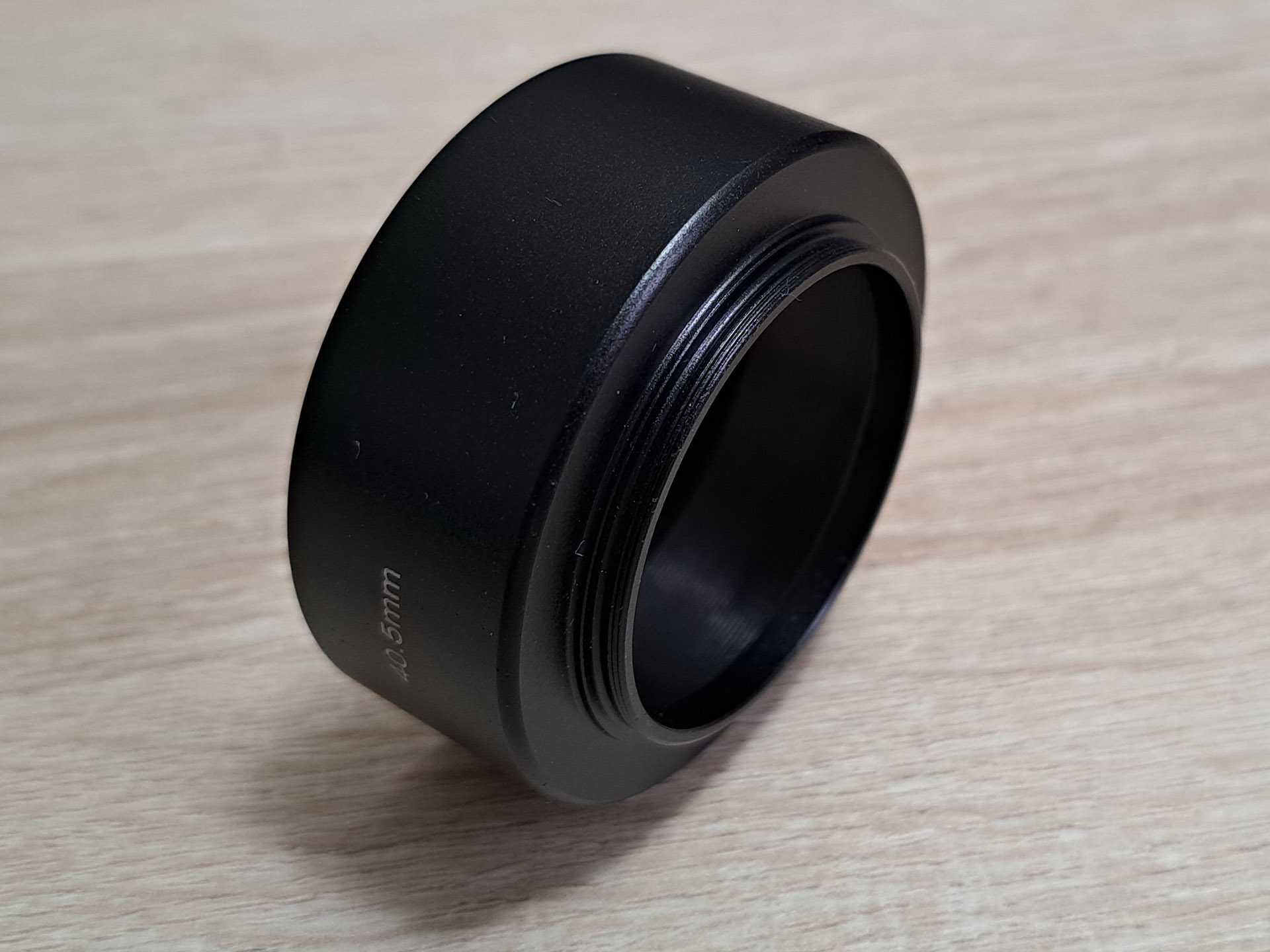 Osłona obiektywu 40.5mm