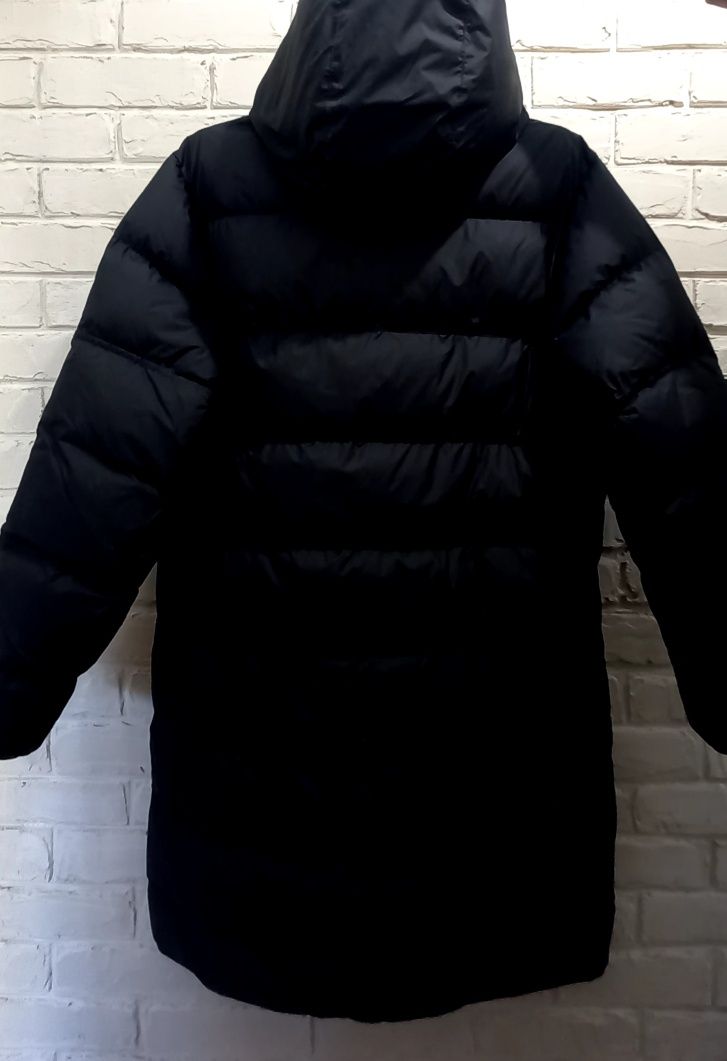 Продам зимову куртку/пальто найк/Nike оригінал