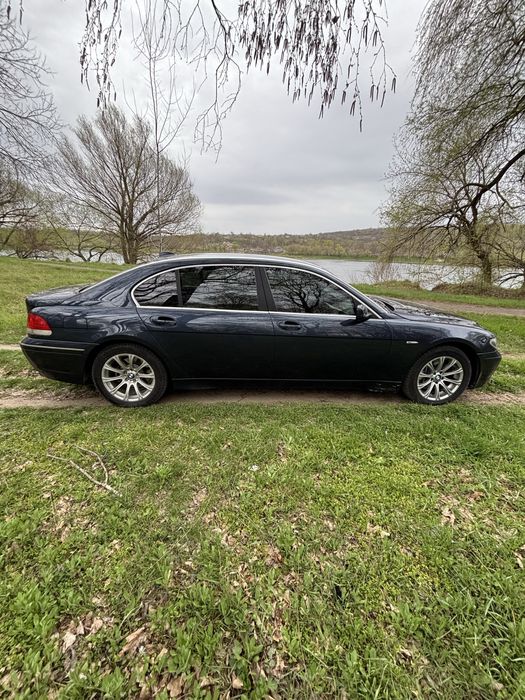 BMW 7 Series E66 Long 3.6i 2003 рік