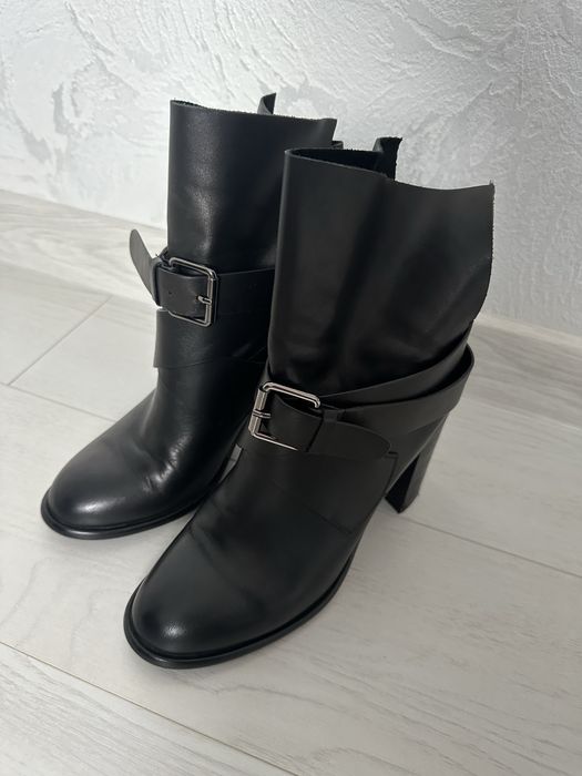 Черевики осіні жіночі 37 розмір