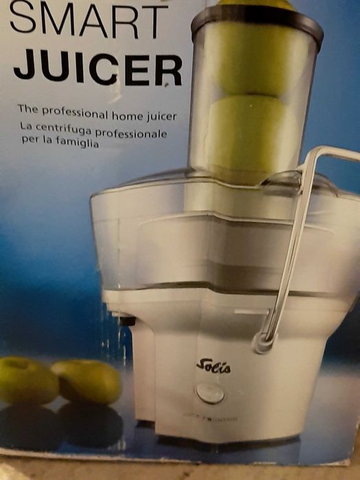 Соковижималка SOLIS.