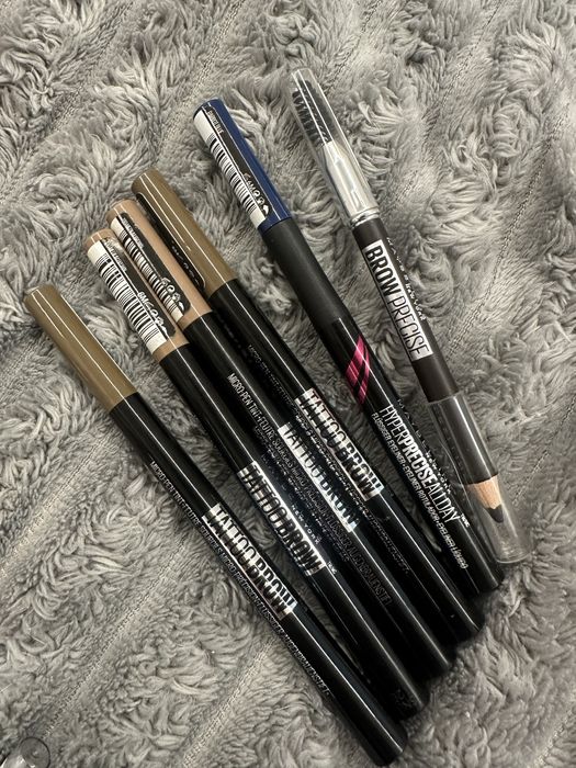 Нова косметика Maybelline помада консилер олівець