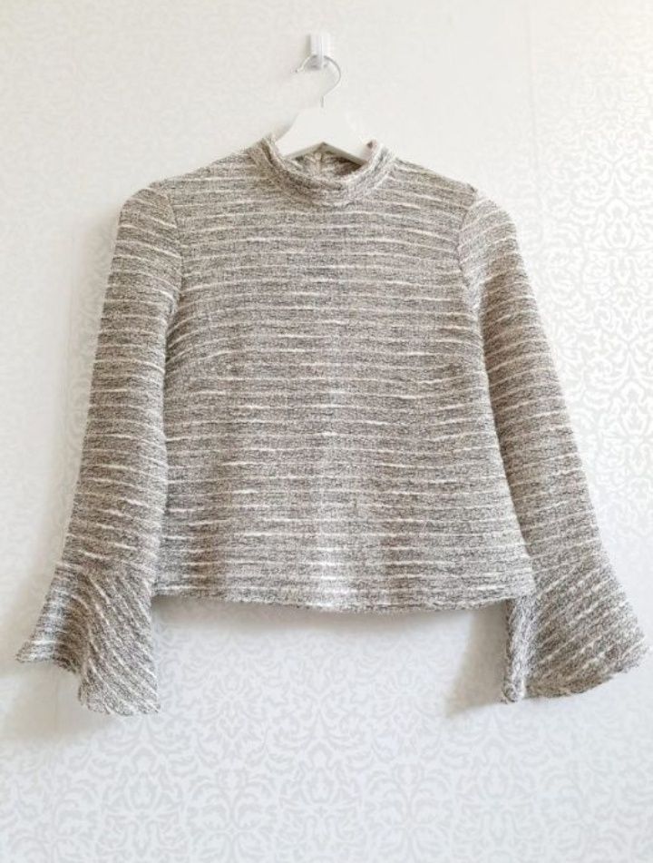 Sweterek półgolf dzianinowy z falbanką na rękawach XS Zara