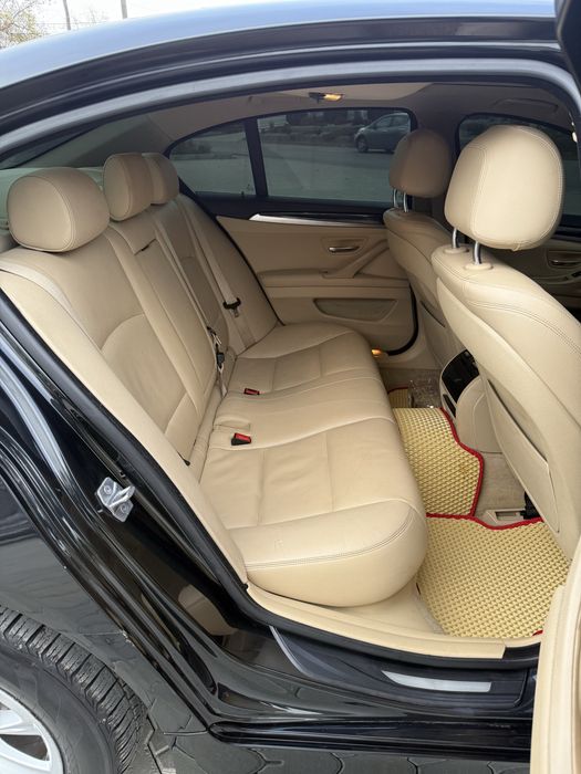 BMW 528 f10 , 2013 рік