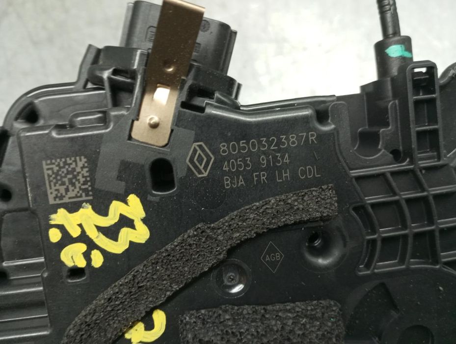 Fechadura / fecho porta frente esquerdo RENAULT Clio V (BF_)