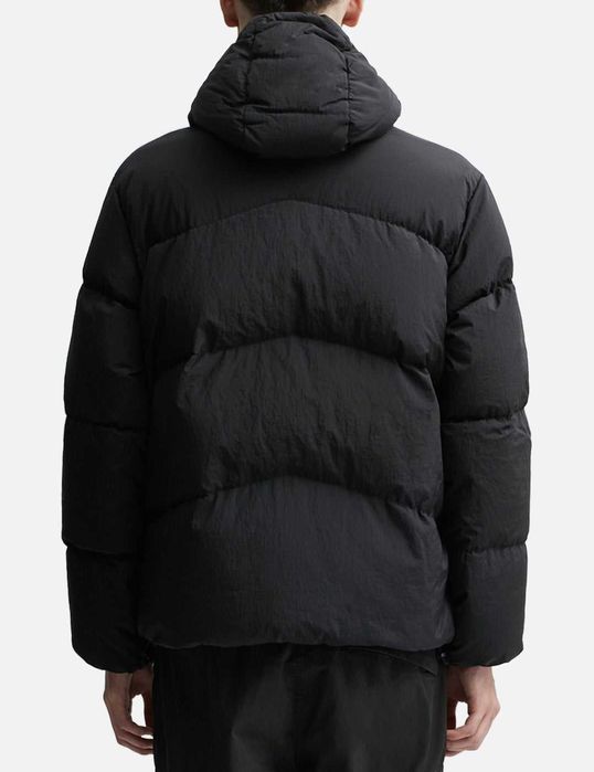 Пуховик STONE ISLAND 24FW Reversible Nylon Metal Down Jacket Black