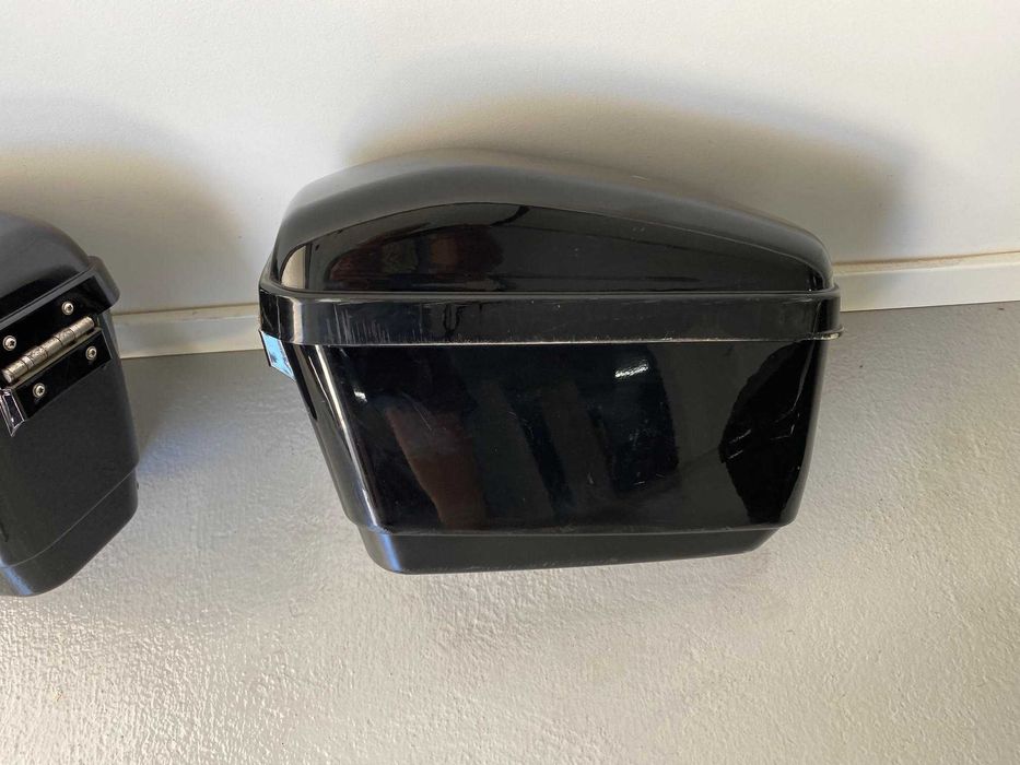 Harley Davidson malas laterais