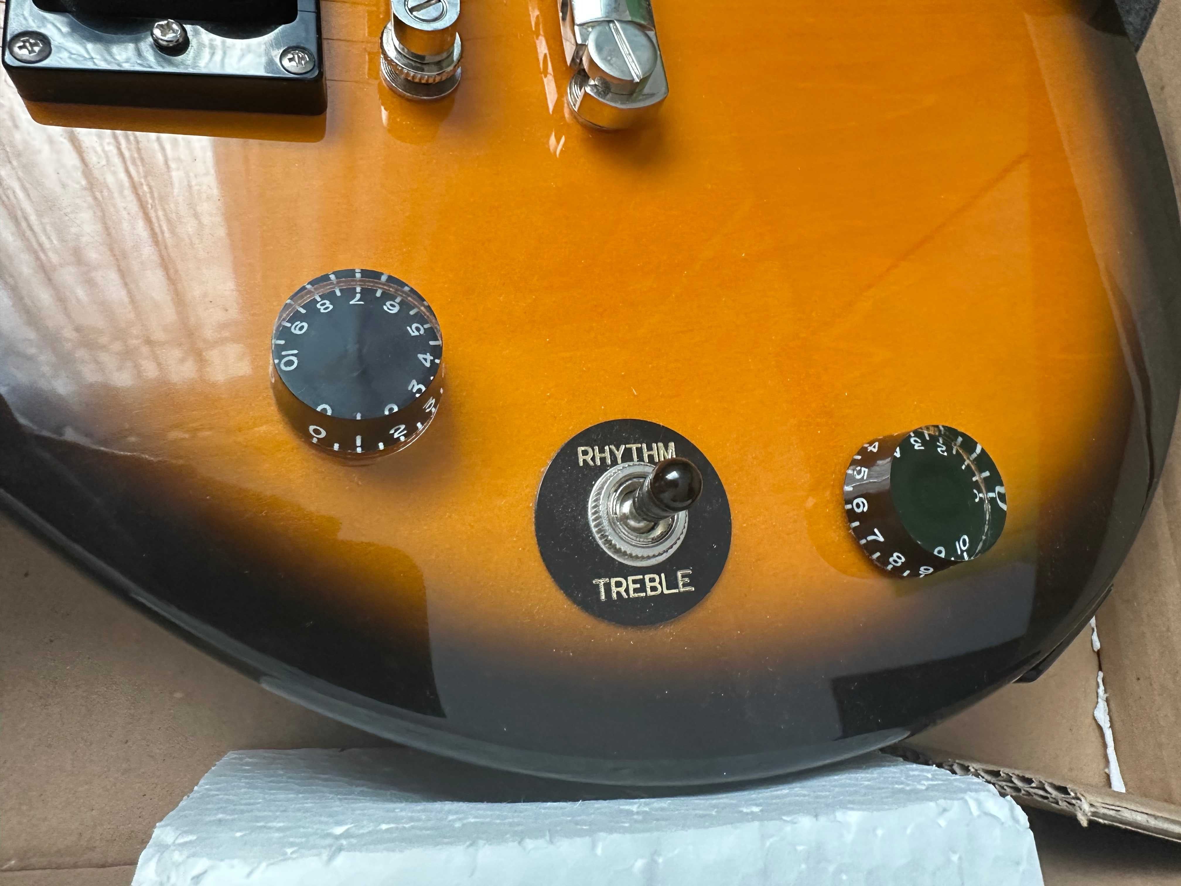gitara elektryczna Epiphone Special II left hand + Fender Frontman 10G