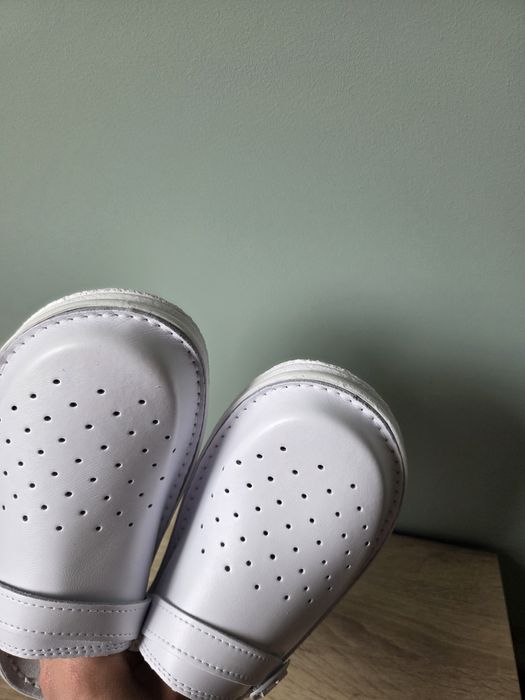 Buty klapki do szpitala na praktyki chodaki medyczne lekarskie nowe