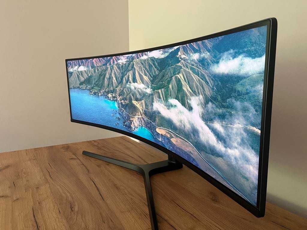 Monitor panoramiczny Samsung C49J890DKR - 49"
