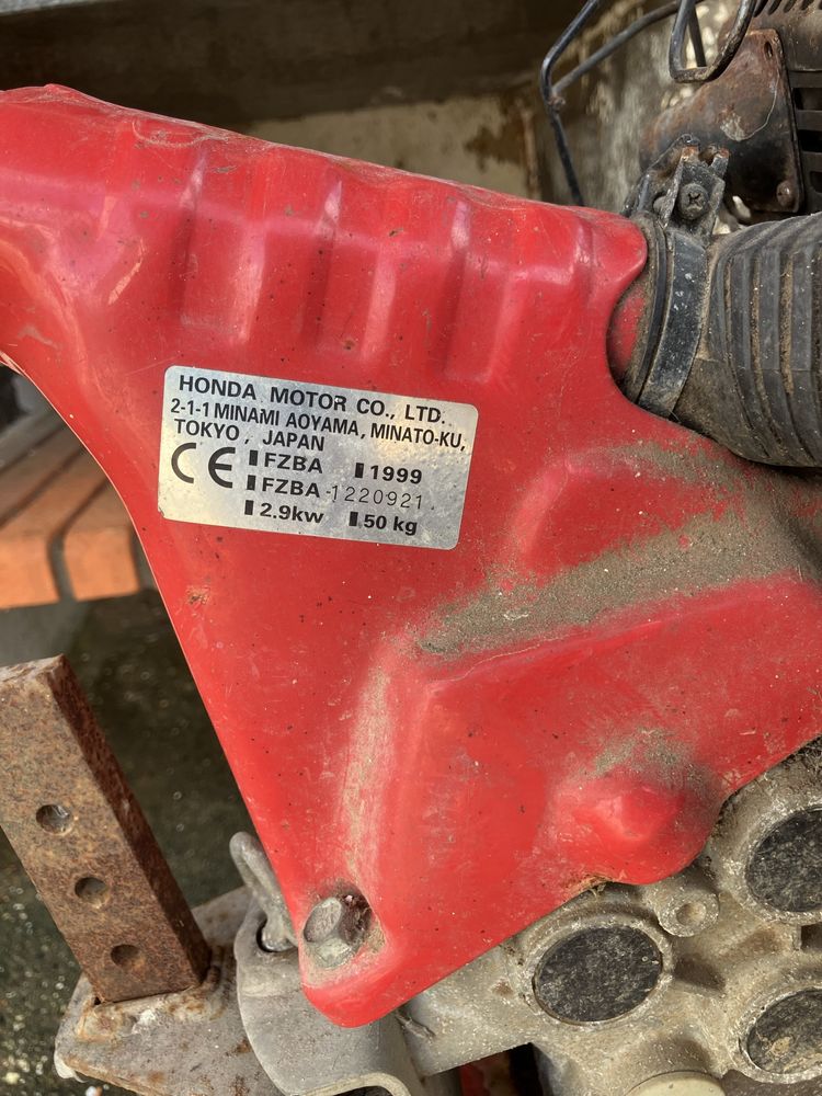 Trator de Fresa Honda F360