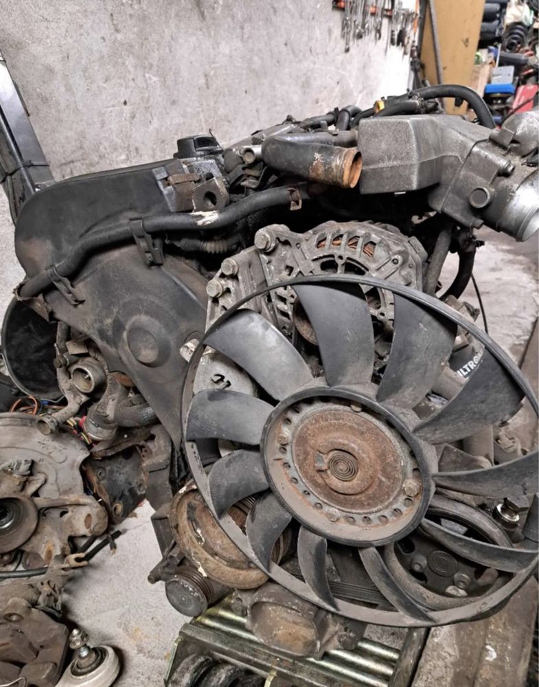Двигун мотор AWT 1.8t гкола суперб 2007 BFB 1.8 t
