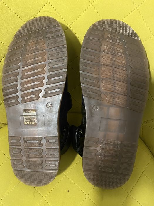 Взуття жіноче замша