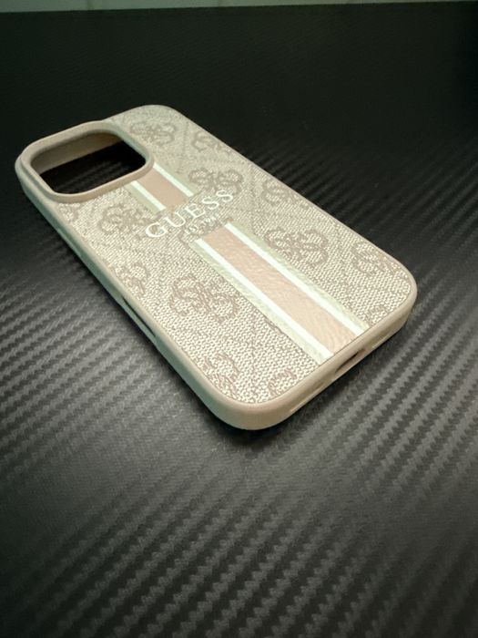 Oryginalne Etui Guess Na iphone 16 pro
