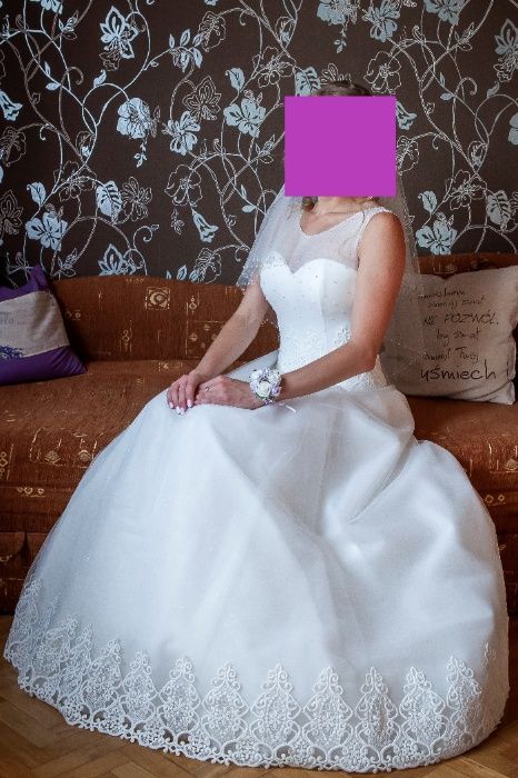 Suknia ślubna podkreślająca talię 36/38 Gracja ivory koronka