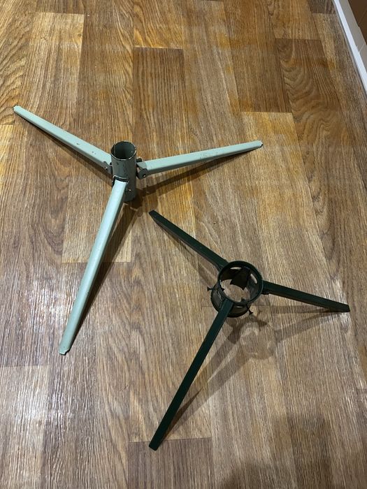 Держатель для елки