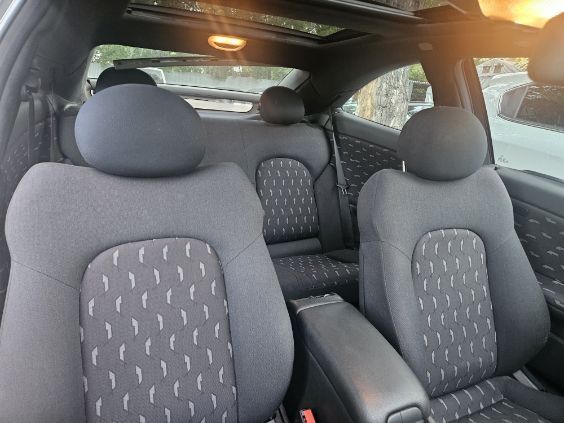 Sprzedam Mercedes C200