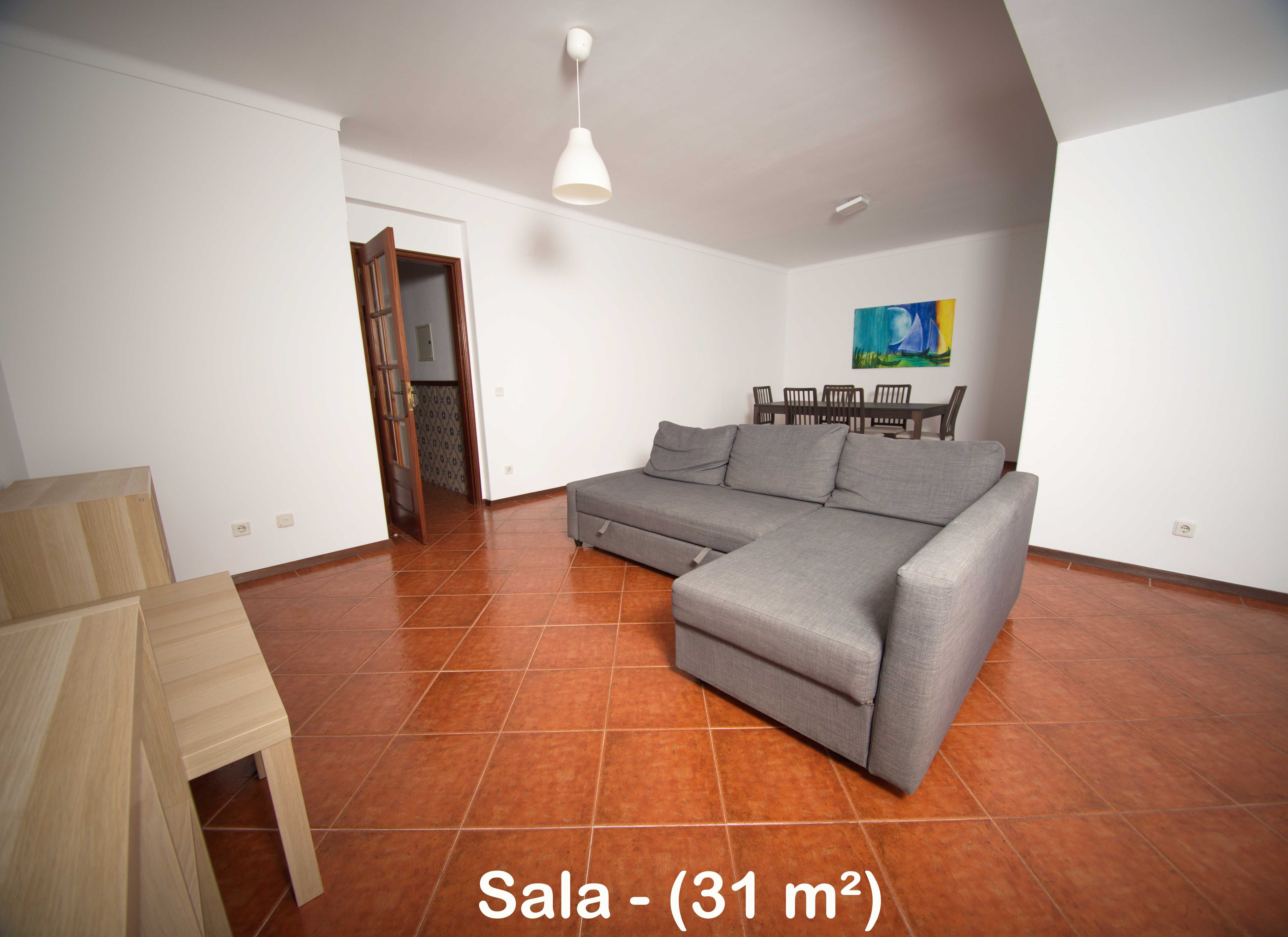 Excelente Apartamento T2 com 145 m2 - Caldas da Rainha