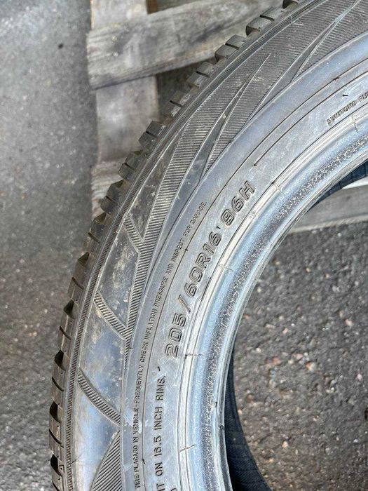Шини 205 60 16 falken 7+mm зима