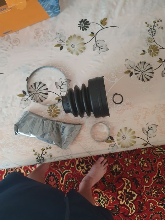 Продам внутрішній пильник кулака форд фокус 2