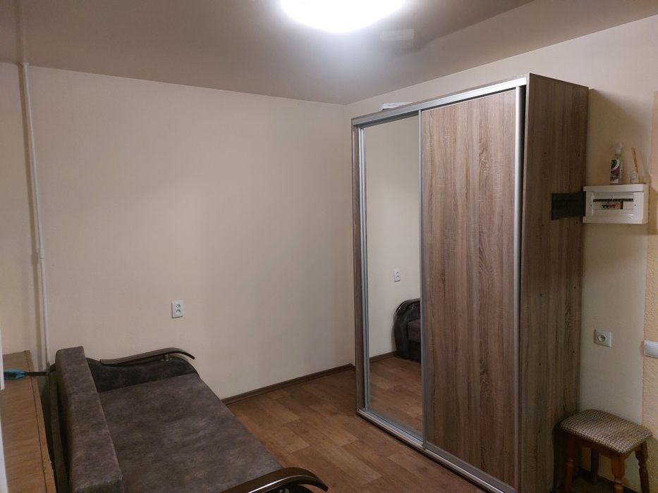 Сдам Гостинку возле Медкомплеса