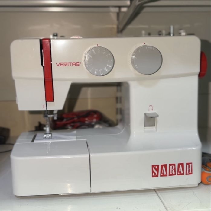 Швейна машина Veritas Sarah 71014 13 швейних програм