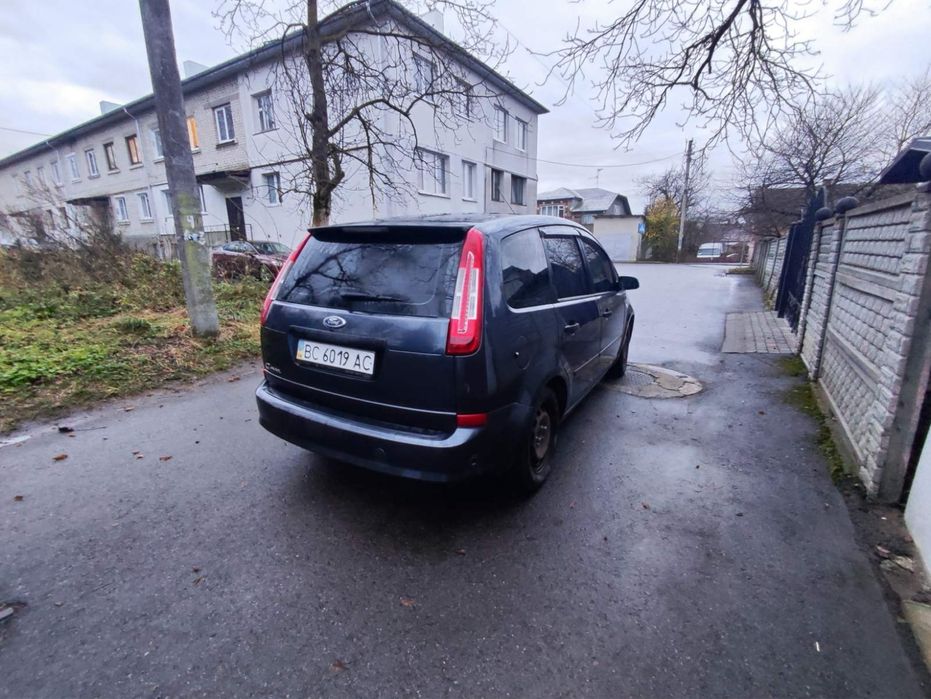 Надійна машина на кожен день.