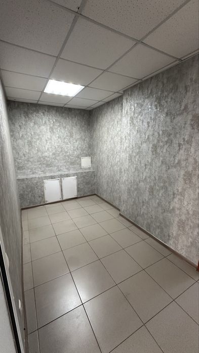 Продам магазин, 78 кв м , вул. Свободи