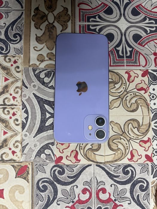 iPhone 12 mini usado