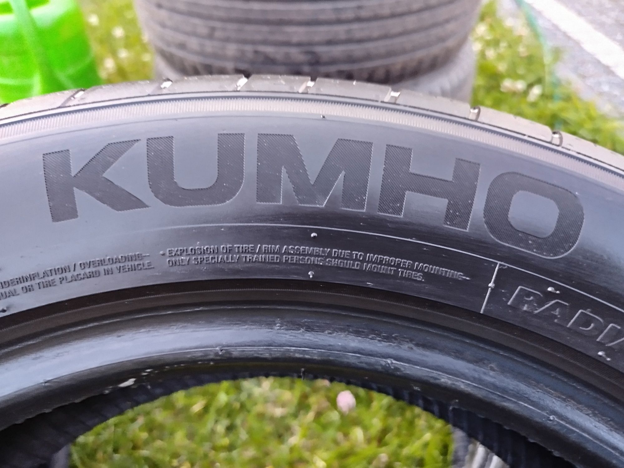 Kumho ECSTA HS25 195/55/R16 87v