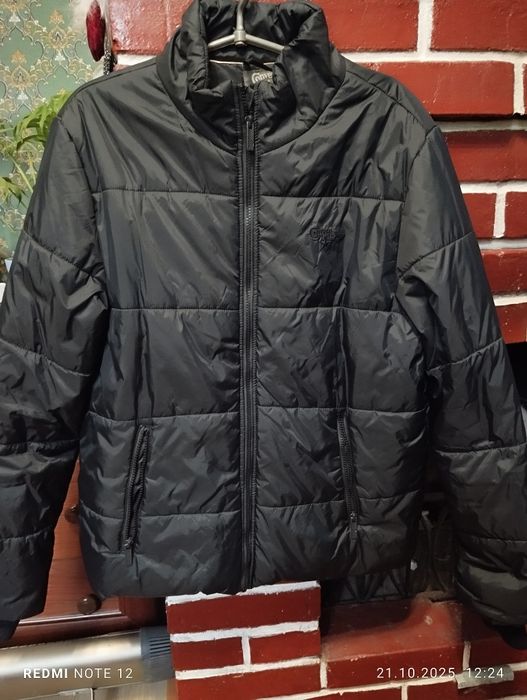 Чоловіча чорна куртка Converse