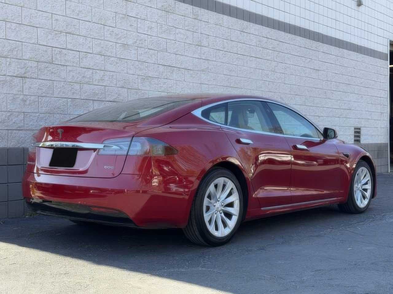 2017 Tesla Model S 90D